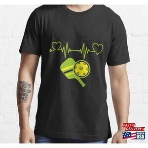 Funny Pickleball Love Heart Essential Tshirt Classic Tee